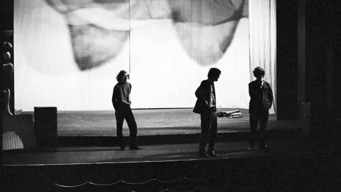 3 9 silhouettes g web